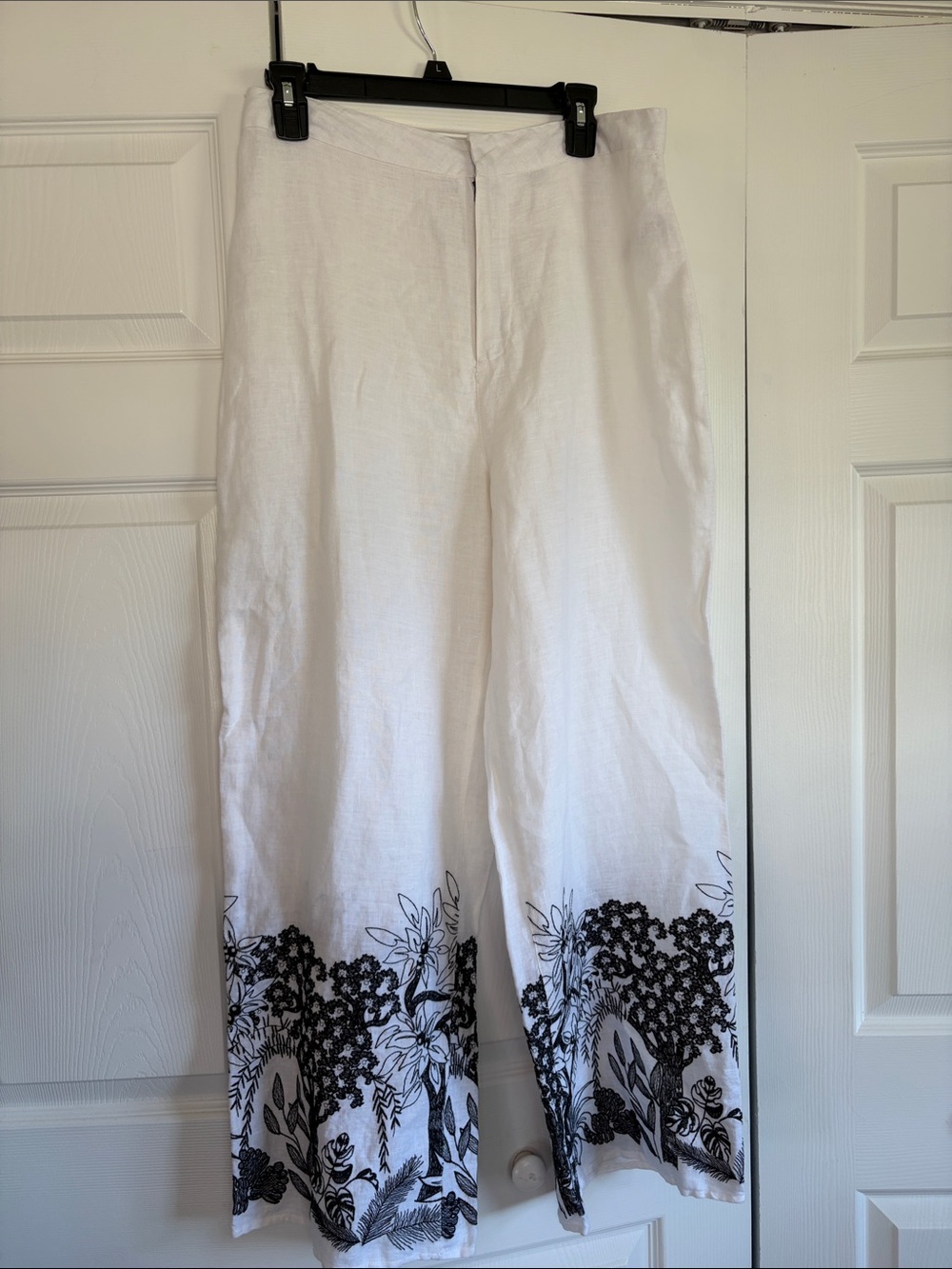 Calypso St. Barth White Linen Wide Leg Pants Black Floral Embroidered Hem 8